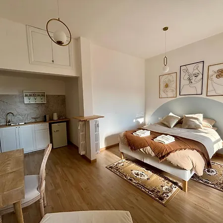 Penzion Living Flaminio - Ad Uso Turistico