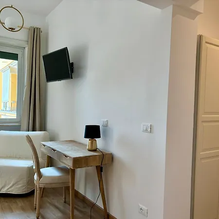 Penzion Living Flaminio - Ad Uso Turistico *